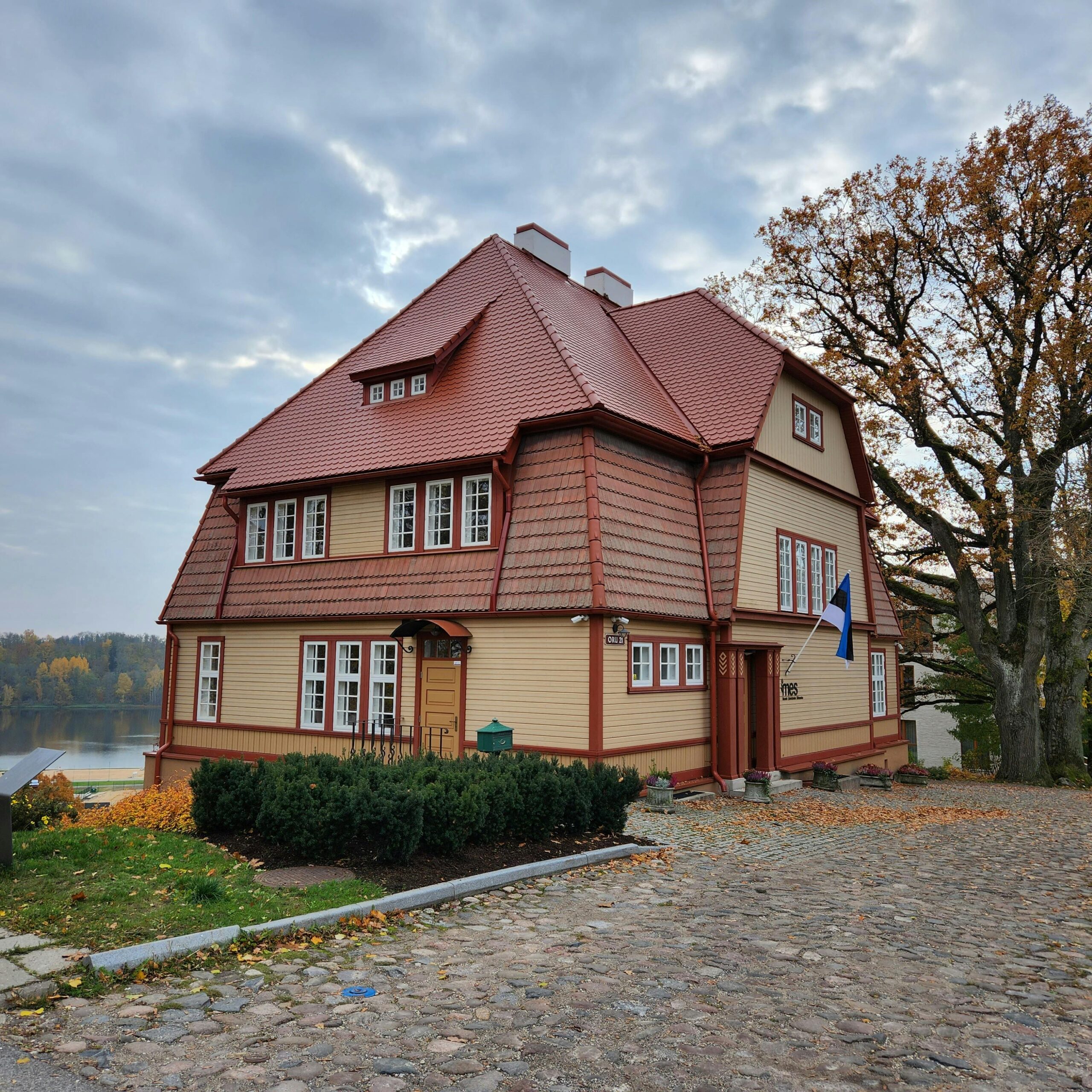 pexels-jaanus-sormus-337109705-14043454